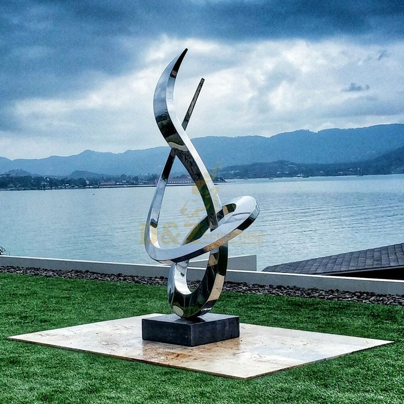 Giant stainless steel metal art sculpture