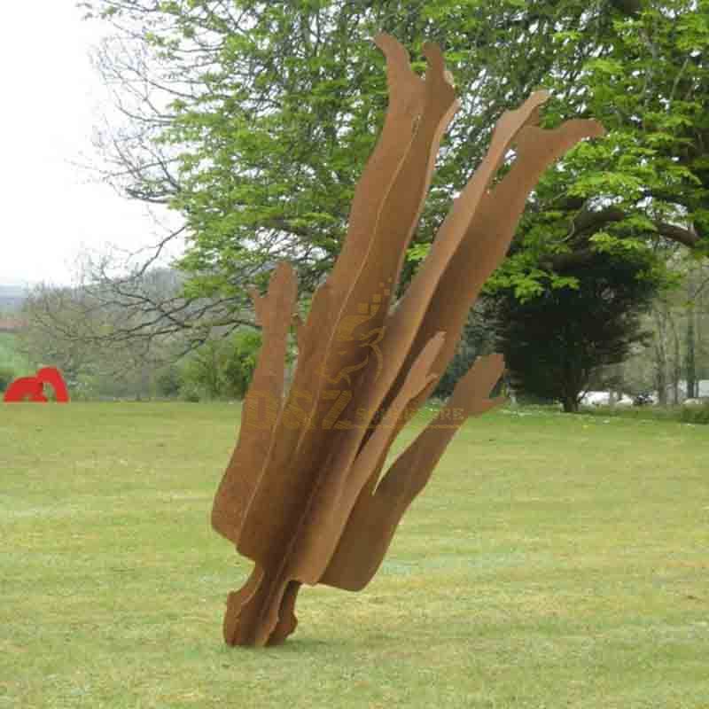 Laser Cutting Rusted Metal Figure Garden Corten Steel Sculpture