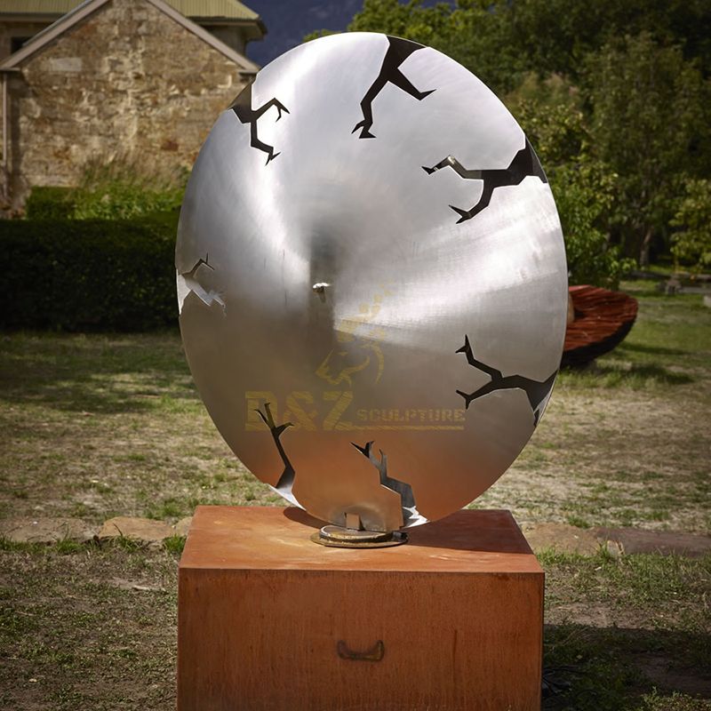 Outdoor Sky Mirror Stainless Steel Torus Sculpture