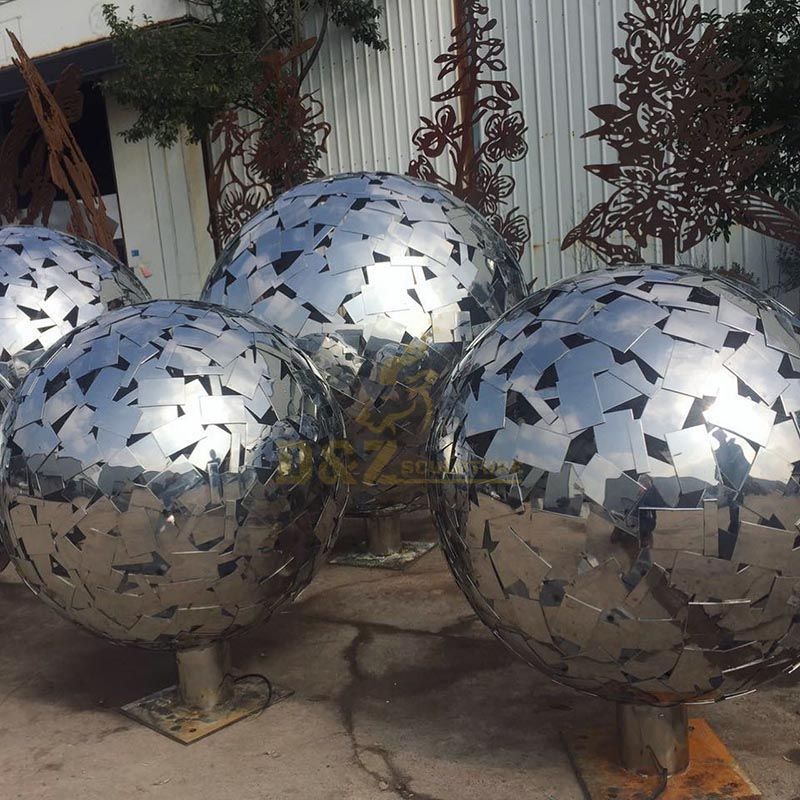Large Outdoor Mirror Statues Stainless Steel Balls Metal Sculpture