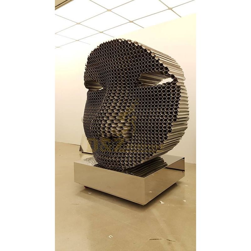 Top Selling indoor Stainless Steel Modern Woman Sculpture Suppliers