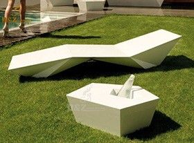 colorful Surf vondom chair floor lounger art chair for the pool