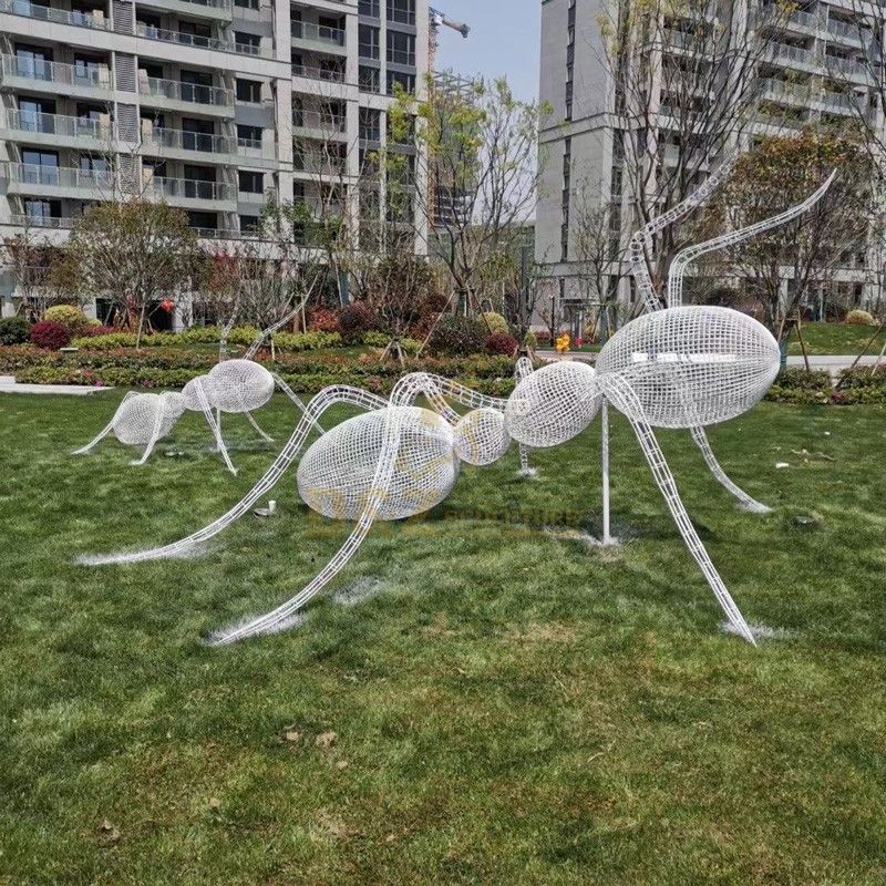 Modern large white metal mesh stainless steel ant sculpture