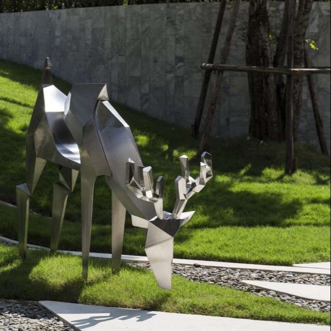 Outdoor life-size metal garden deer statue sculpture
