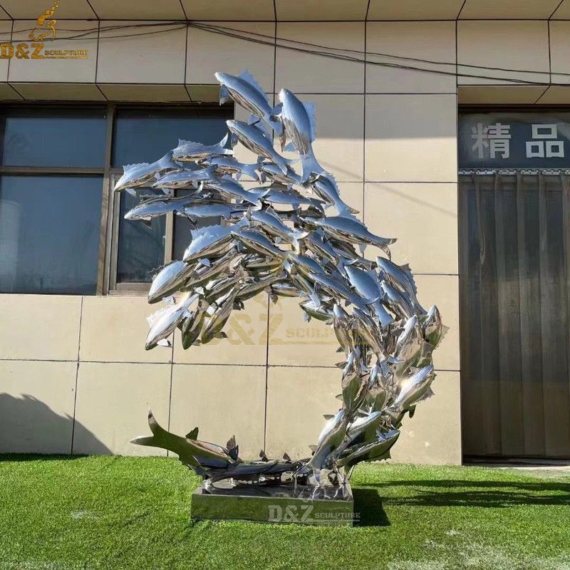 Modern Polished Stainless Steel Mirror Fishes Circle Sculpture