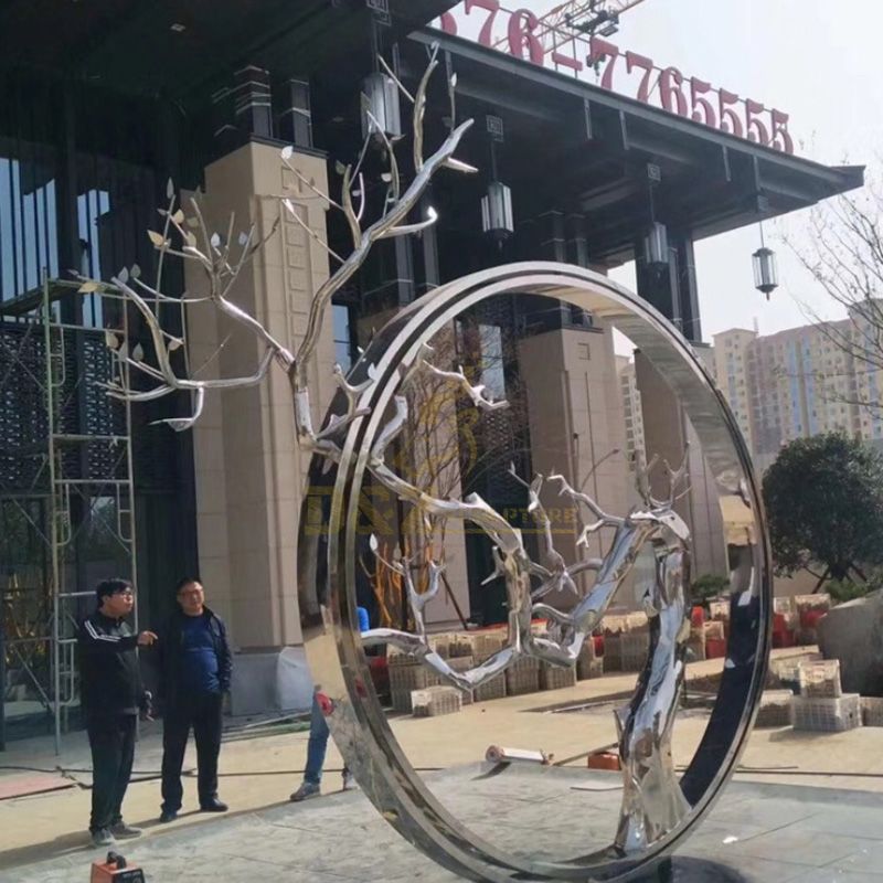 modern stainless steel tree with circle sculpture mirror finish for decoration